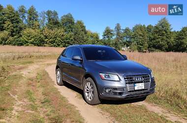 Позашляховик / Кросовер Audi Q5 2012 в 