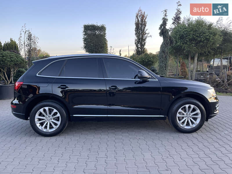 Внедорожник / Кроссовер Audi Q5 2013 в Луцке