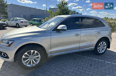 Позашляховик / Кросовер Audi Q5 2015 в 