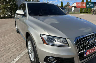 Позашляховик / Кросовер Audi Q5 2015 в 