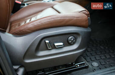Внедорожник / Кроссовер Audi Q5 2012 в 