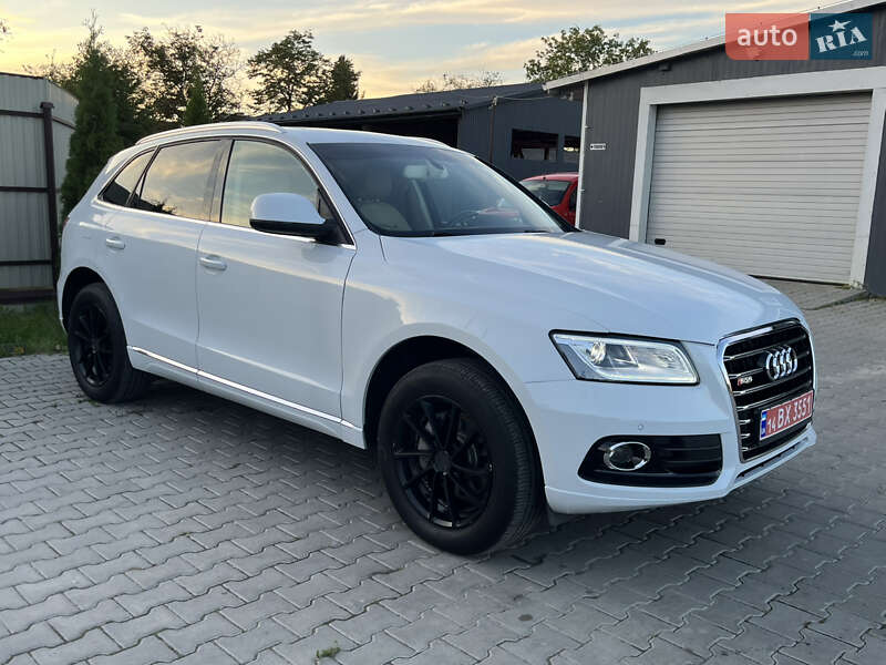 Внедорожник / Кроссовер Audi Q5 2015 в Дрогобыче