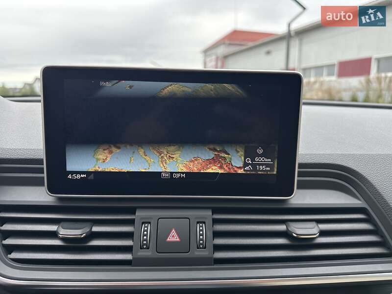 Внедорожник / Кроссовер Audi Q5 2018 в Луцке