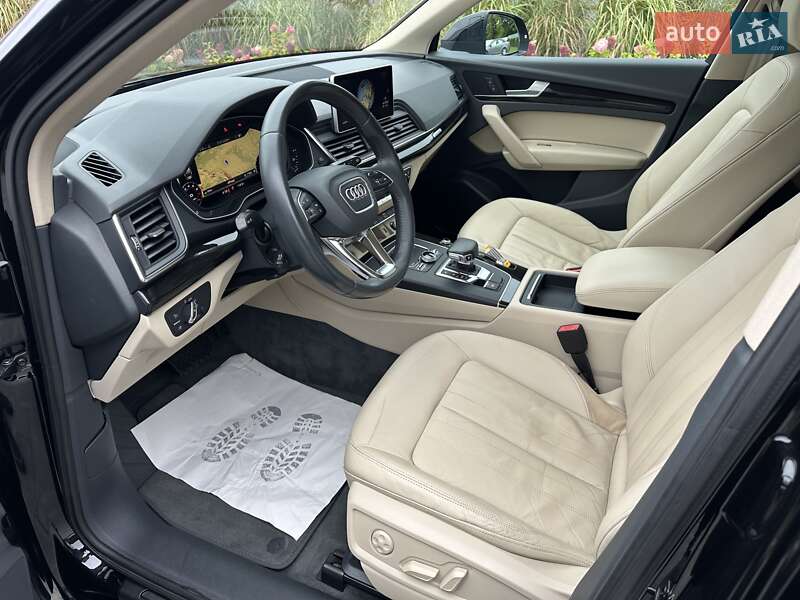 Внедорожник / Кроссовер Audi Q5 2018 в Луцке