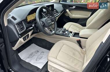 Позашляховик / Кросовер Audi Q5 2018 в 