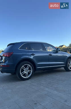 Внедорожник / Кроссовер Audi Q5 2015 в 