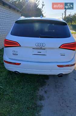 Внедорожник / Кроссовер Audi Q5 2015 в 