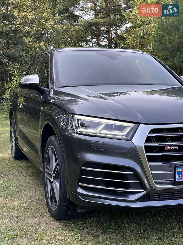 Внедорожник / Кроссовер Audi Q5 2017 в Львове