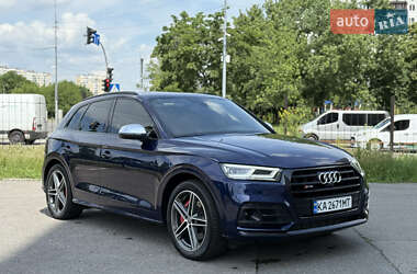 Внедорожник / Кроссовер Audi Q5 2020 в 