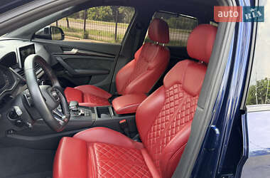 Внедорожник / Кроссовер Audi Q5 2020 в 