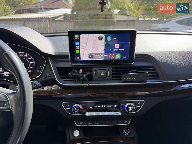 Позашляховик / Кросовер Audi Q5 2017 в Львові
