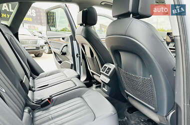 Внедорожник / Кроссовер Audi Q5 2018 в 