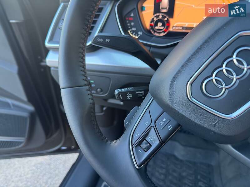 Внедорожник / Кроссовер Audi Q5 2016 в Киеве