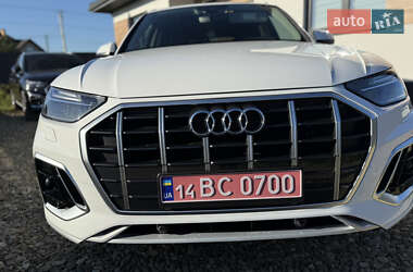 Внедорожник / Кроссовер Audi Q5 2022 в 