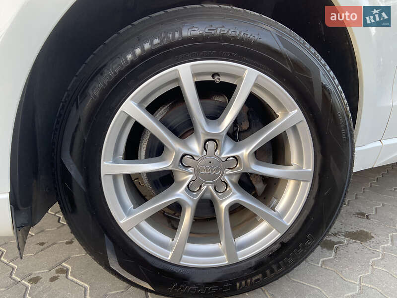Внедорожник / Кроссовер Audi Q5 2012 в Владимире