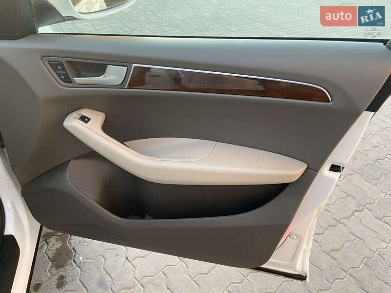 Внедорожник / Кроссовер Audi Q5 2012 в Владимире