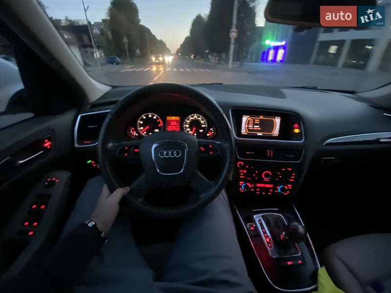 Внедорожник / Кроссовер Audi Q5 2012 в Владимире