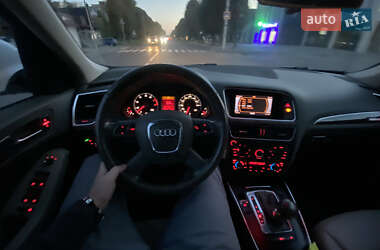 Позашляховик / Кросовер Audi Q5 2012 в 