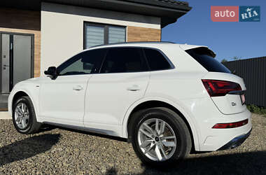 Внедорожник / Кроссовер Audi Q5 2022 в 