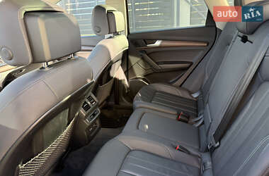 Внедорожник / Кроссовер Audi Q5 2022 в 