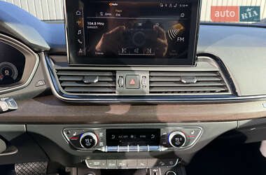 Внедорожник / Кроссовер Audi Q5 2022 в 