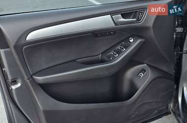 Внедорожник / Кроссовер Audi Q5 2015 в 