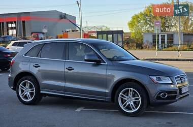 Внедорожник / Кроссовер Audi Q5 2015 в 