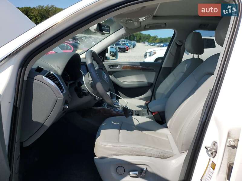 Позашляховик / Кросовер Audi Q5 2015 в Львові