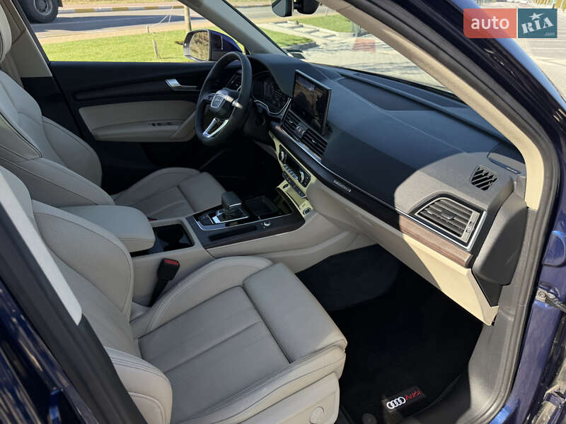 Позашляховик / Кросовер Audi Q5 2023 в Києві