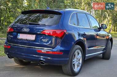 Внедорожник / Кроссовер Audi Q5 2015 в 