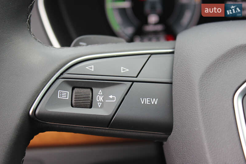 Внедорожник / Кроссовер Audi Q5 2024 в Львове