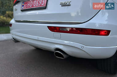 Позашляховик / Кросовер Audi Q5 2015 в 