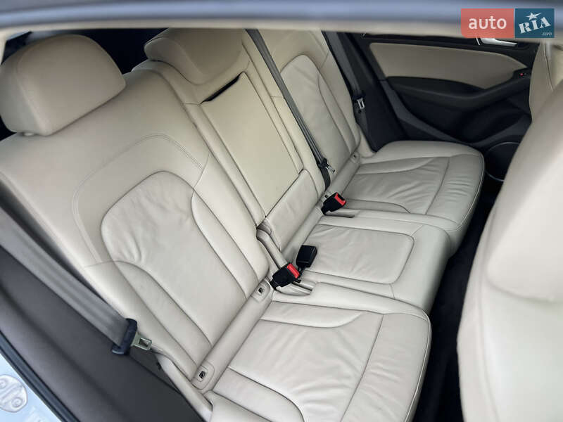 Позашляховик / Кросовер Audi Q5 2015 в Рівному