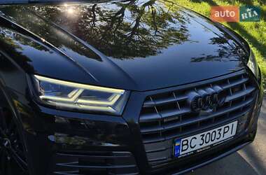 Внедорожник / Кроссовер Audi Q5 2017 в 