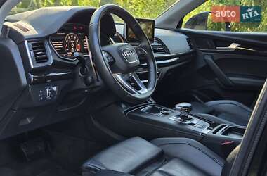 Внедорожник / Кроссовер Audi Q5 2017 в 
