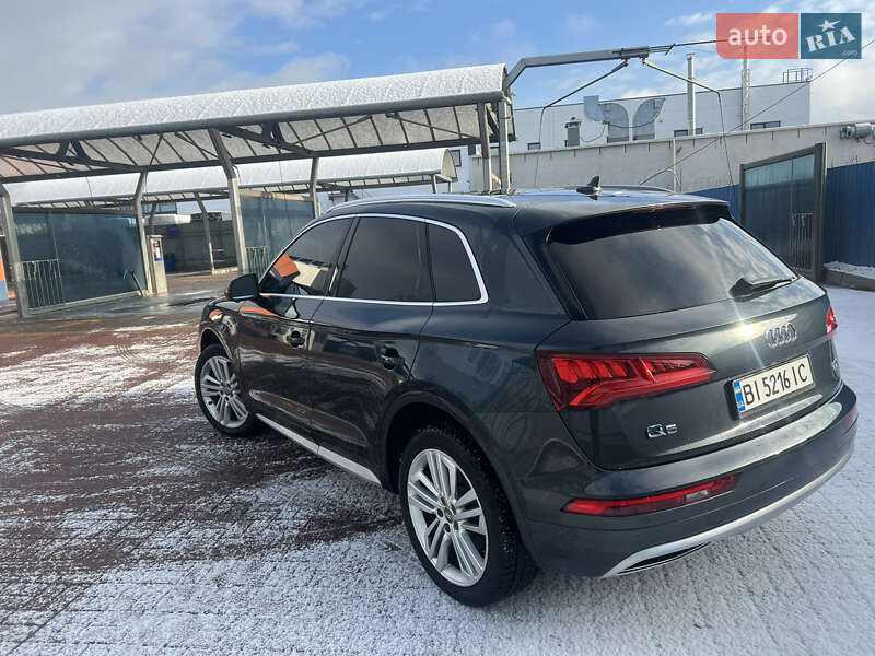 Внедорожник / Кроссовер Audi Q5 2018 в Полтаве