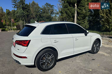 Внедорожник / Кроссовер Audi Q5 2019 в 