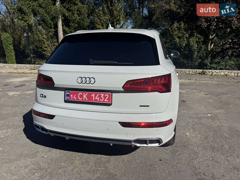 Внедорожник / Кроссовер Audi Q5 2019 в Тернополе