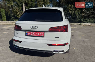 Внедорожник / Кроссовер Audi Q5 2019 в 