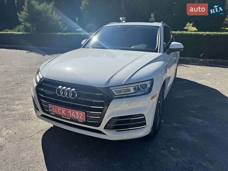 Внедорожник / Кроссовер Audi Q5 2019 в Тернополе