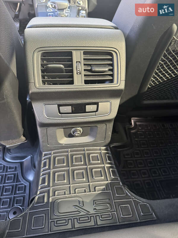 Внедорожник / Кроссовер Audi Q5 2019 в Тернополе