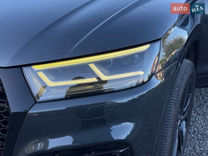 Внедорожник / Кроссовер Audi Q5 2017 в Хмельницком