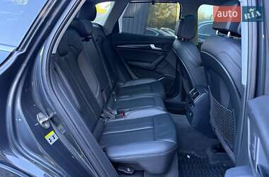 Внедорожник / Кроссовер Audi Q5 2017 в 