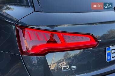 Внедорожник / Кроссовер Audi Q5 2017 в 