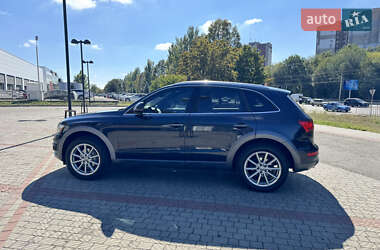 Внедорожник / Кроссовер Audi Q5 2016 в 