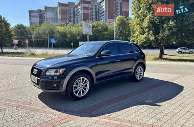 Внедорожник / Кроссовер Audi Q5 2016 в 