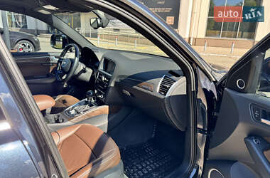 Внедорожник / Кроссовер Audi Q5 2016 в 