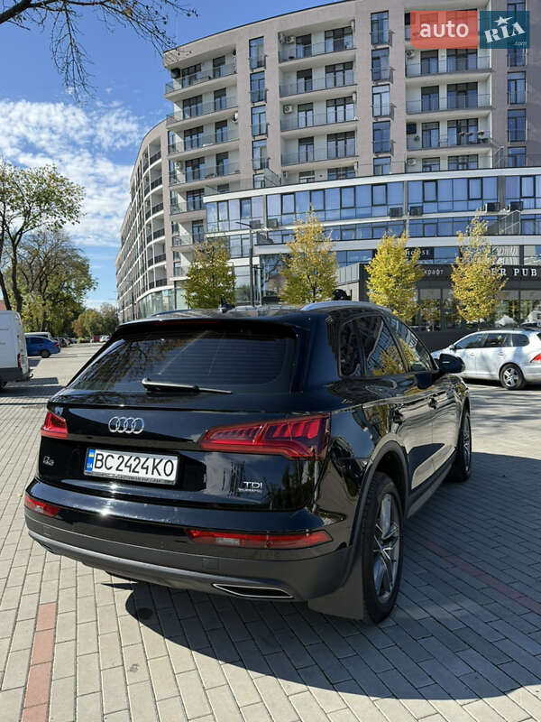 Внедорожник / Кроссовер Audi Q5 2017 в Ужгороде фото 6 Внедорожник / Кроссовер Audi Q5 2017 в Ужгороде