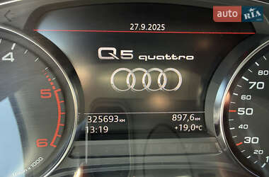 Внедорожник / Кроссовер Audi Q5 2017 в 