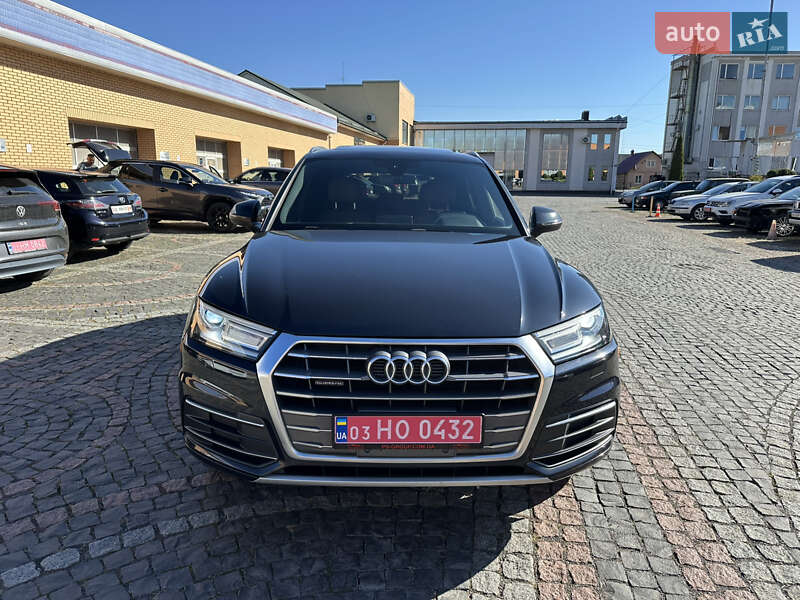 Позашляховик / Кросовер Audi Q5 2018 в Луцьку
